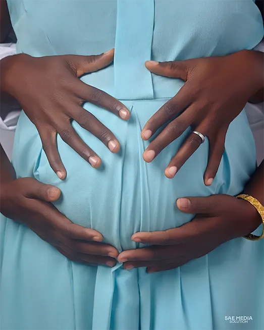 Maternity shoot 12